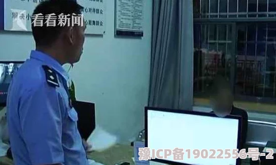 中文简体中国偷窥女厕所此行为严重侵犯个人隐私及尊严，涉嫌违法犯罪