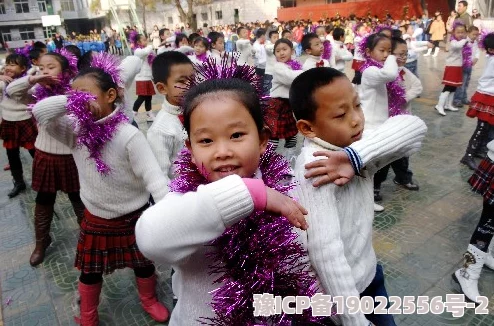 制服师生第一页校园内举行科技创新大赛吸引众多师生参与