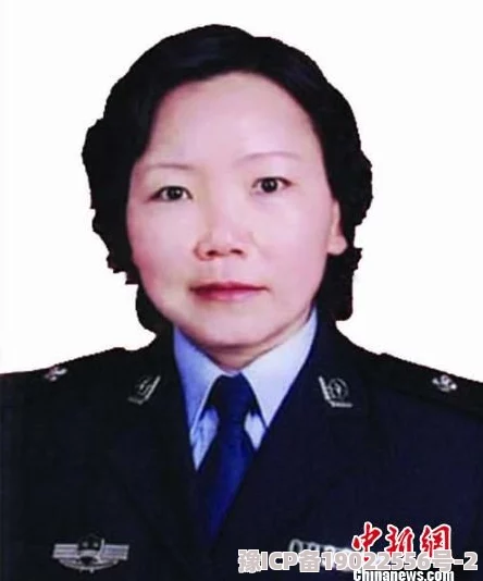 女警察李清涉嫌包庇黑恶势力被停职调查