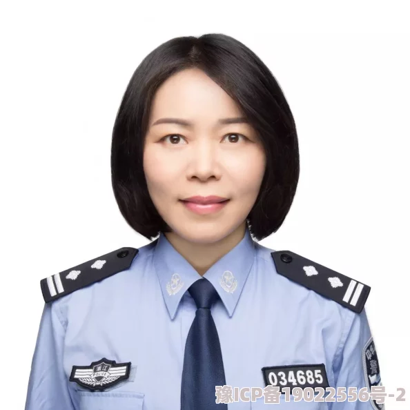 女警察李清涉嫌包庇黑恶势力被停职调查